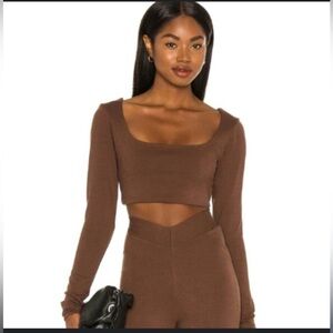 LPA - Nora Top in Chocolate Brown
Size XS Crop Tops